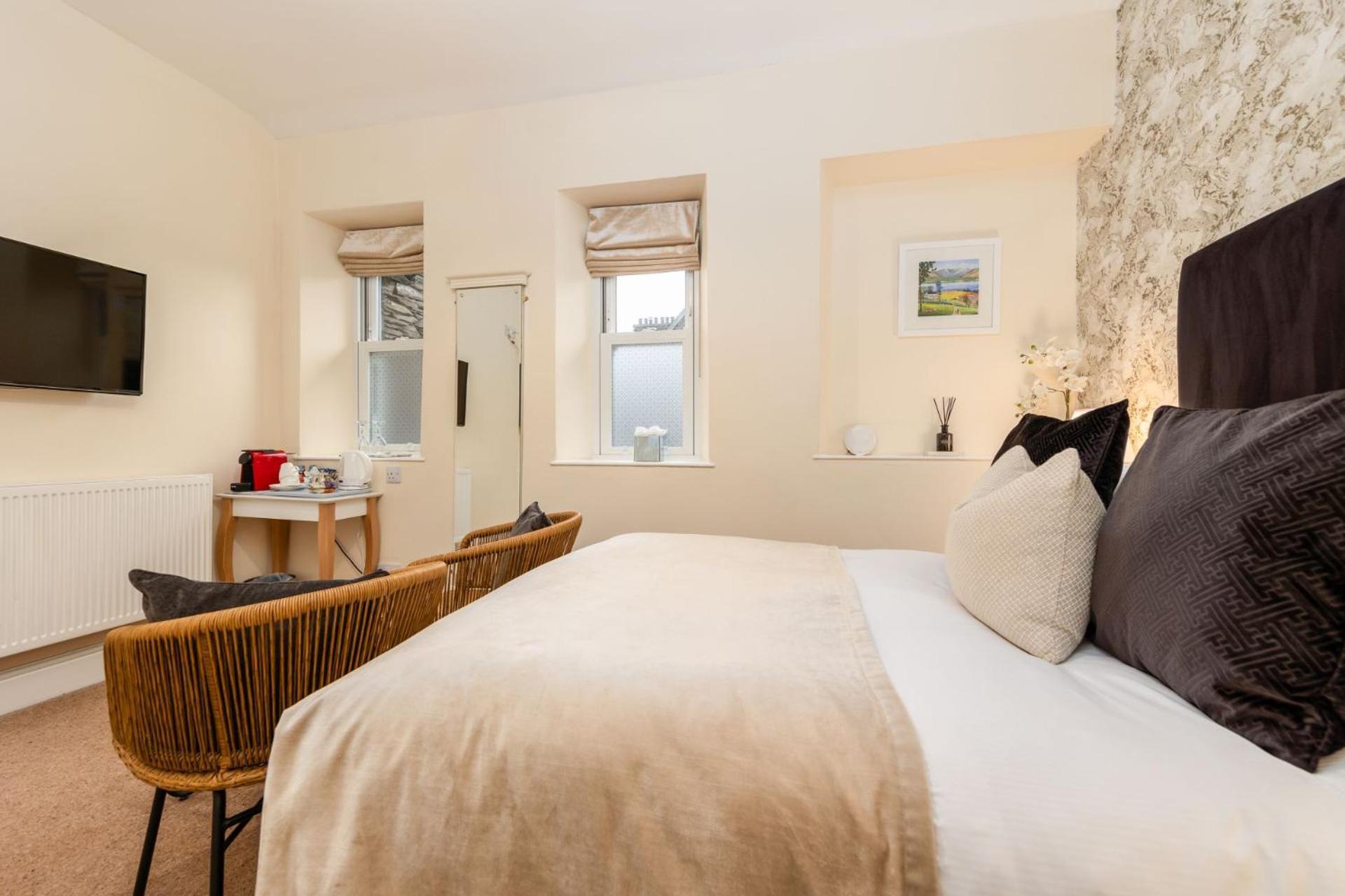 Wheatlands Lodge-Windermere - Guest House Of The Year 2024 - Adult Only - Free Car Park Екстер'єр фото