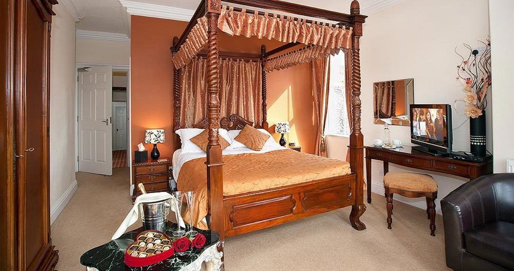 Wheatlands Lodge-Windermere - Guest House Of The Year 2024 - Adult Only - Free Car Park Екстер'єр фото