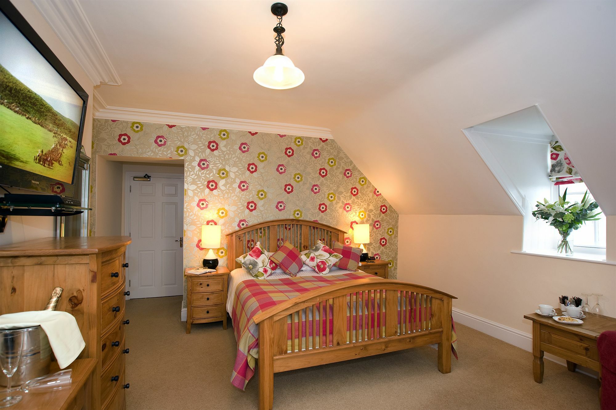 Wheatlands Lodge-Windermere - Guest House Of The Year 2024 - Adult Only - Free Car Park Екстер'єр фото
